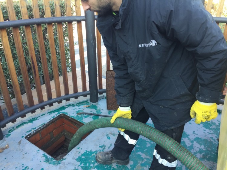 Decantación de grasas con equipos profesionales